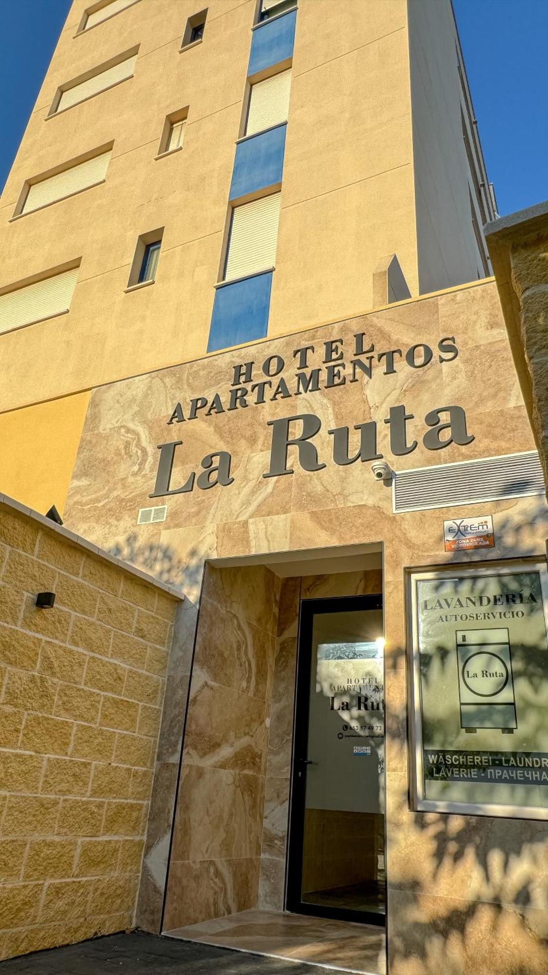 Apartamentos La Ruta Calpe Luaran gambar